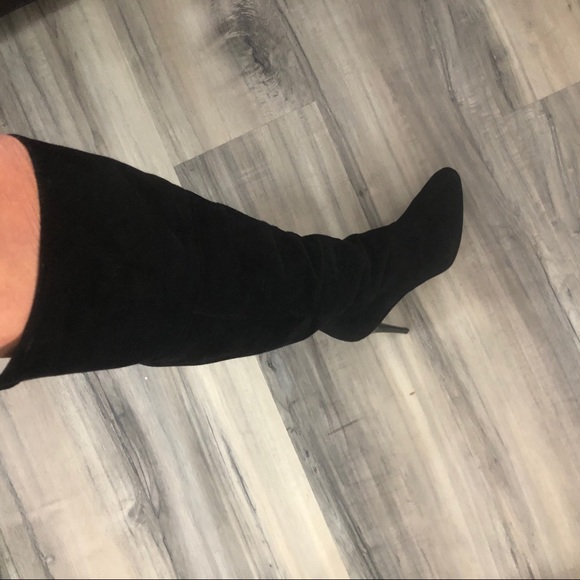 Boots - Picture 9 of 11